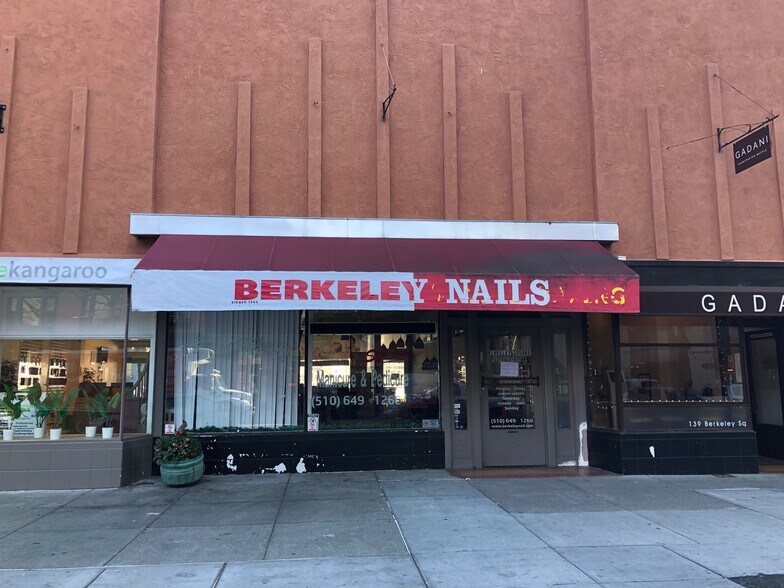 134-137 Berkeley Sq, Berkeley, CA for sale - Building Photo - Image 1 of 1