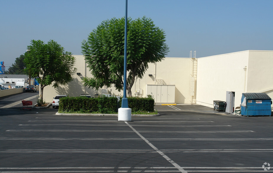 ralphs san fernando burbank hours open