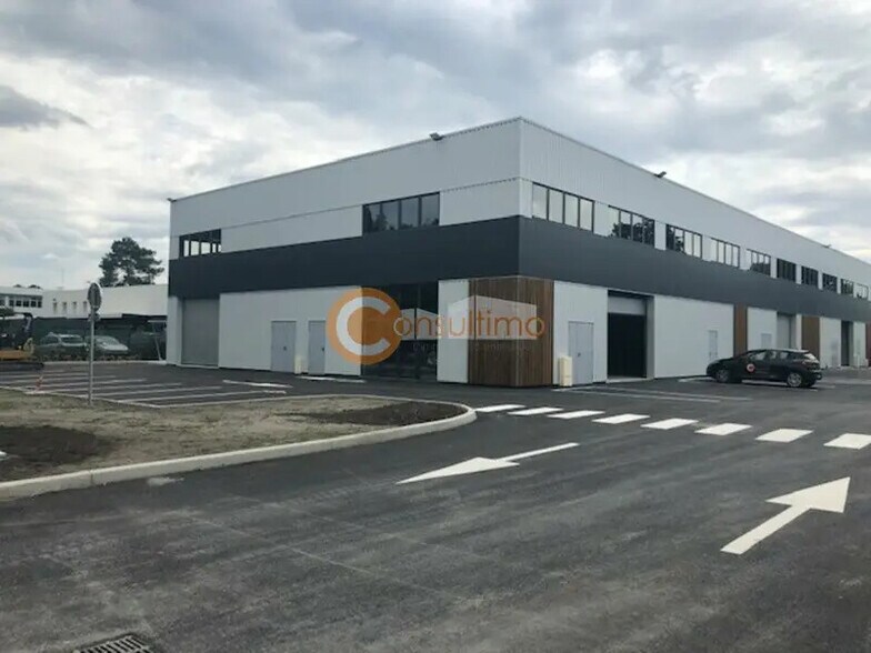 Flex in Gradignan for sale - Building Photo - Image 1 of 9