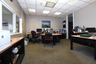 51 Lisburn Rd, Ballynahinch for sale Interior Photo- Image 2 of 3