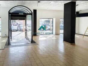 Retail in Roquetas de Mar, Almería for lease Interior Photo- Image 2 of 6