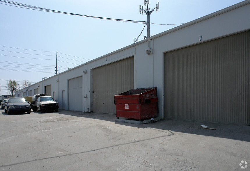 770 W 17th St, Costa Mesa, CA for lease - Building Photo - Image 3 of 5