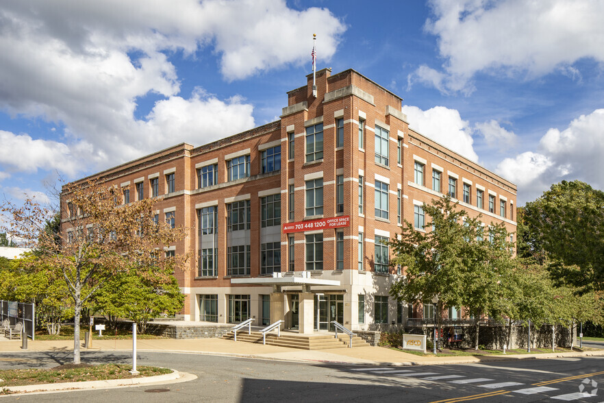 1703 N Beauregard St, Alexandria, VA for sale - Building Photo - Image 1 of 1