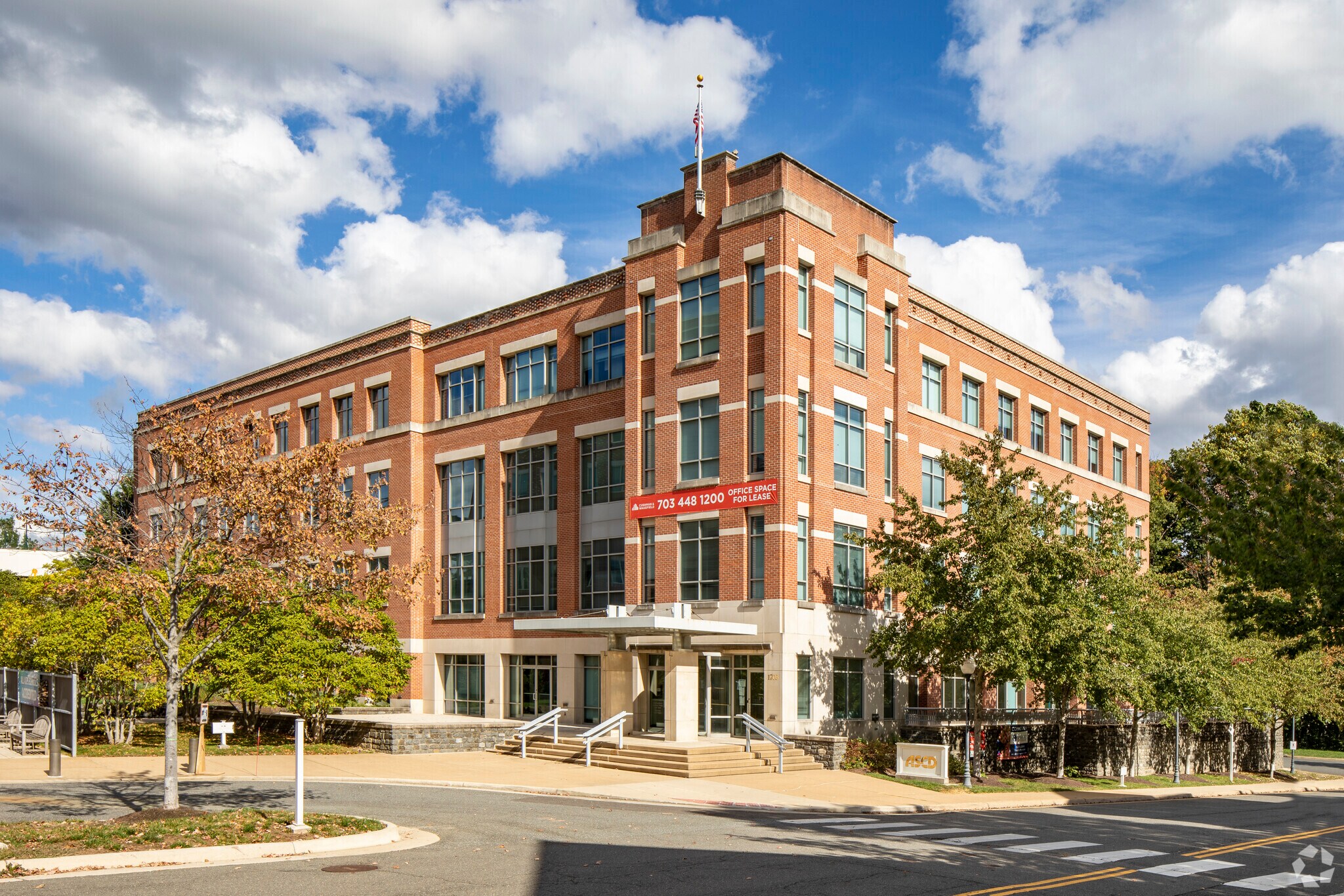 1703 N Beauregard St, Alexandria, VA for sale Primary Photo- Image 1 of 1