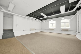 Kingsway Pl, London for lease Interior Photo- Image 1 of 13