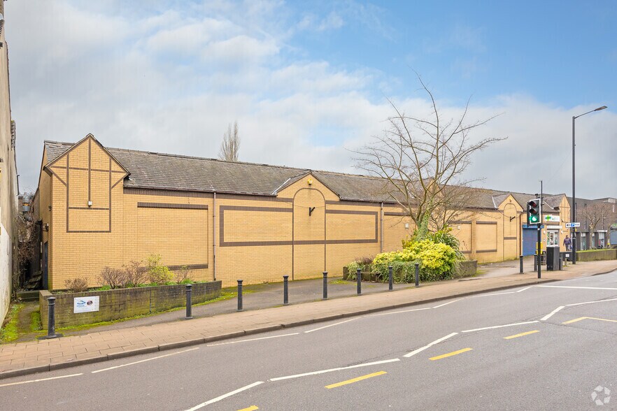 517-519 Manchester Rd, Stocksbridge for sale - Building Photo - Image 2 of 7