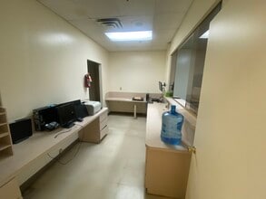 9101 4th Ave, Brooklyn, NY for lease Interior Photo- Image 2 of 5