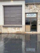 7 Industrial Dr, Ellington, CT for lease Interior Photo- Image 1 of 7