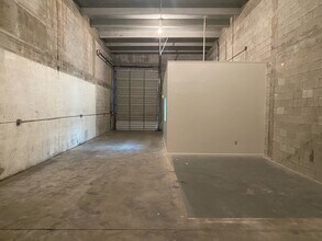 8530-8548 NW 64th St, Miami, FL for lease Building Photo- Image 1 of 10