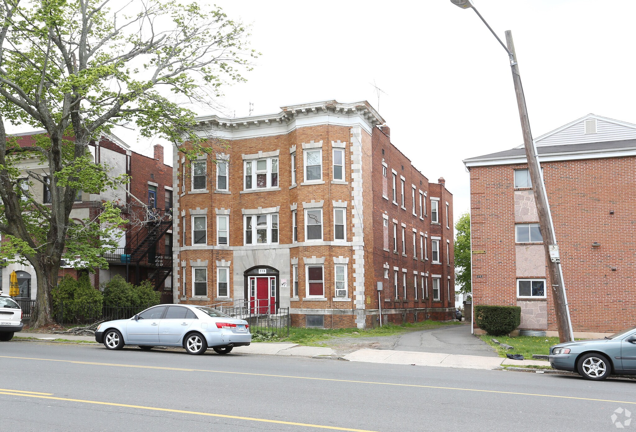 715717 Wethersfield Ave, Hartford, CT 06114