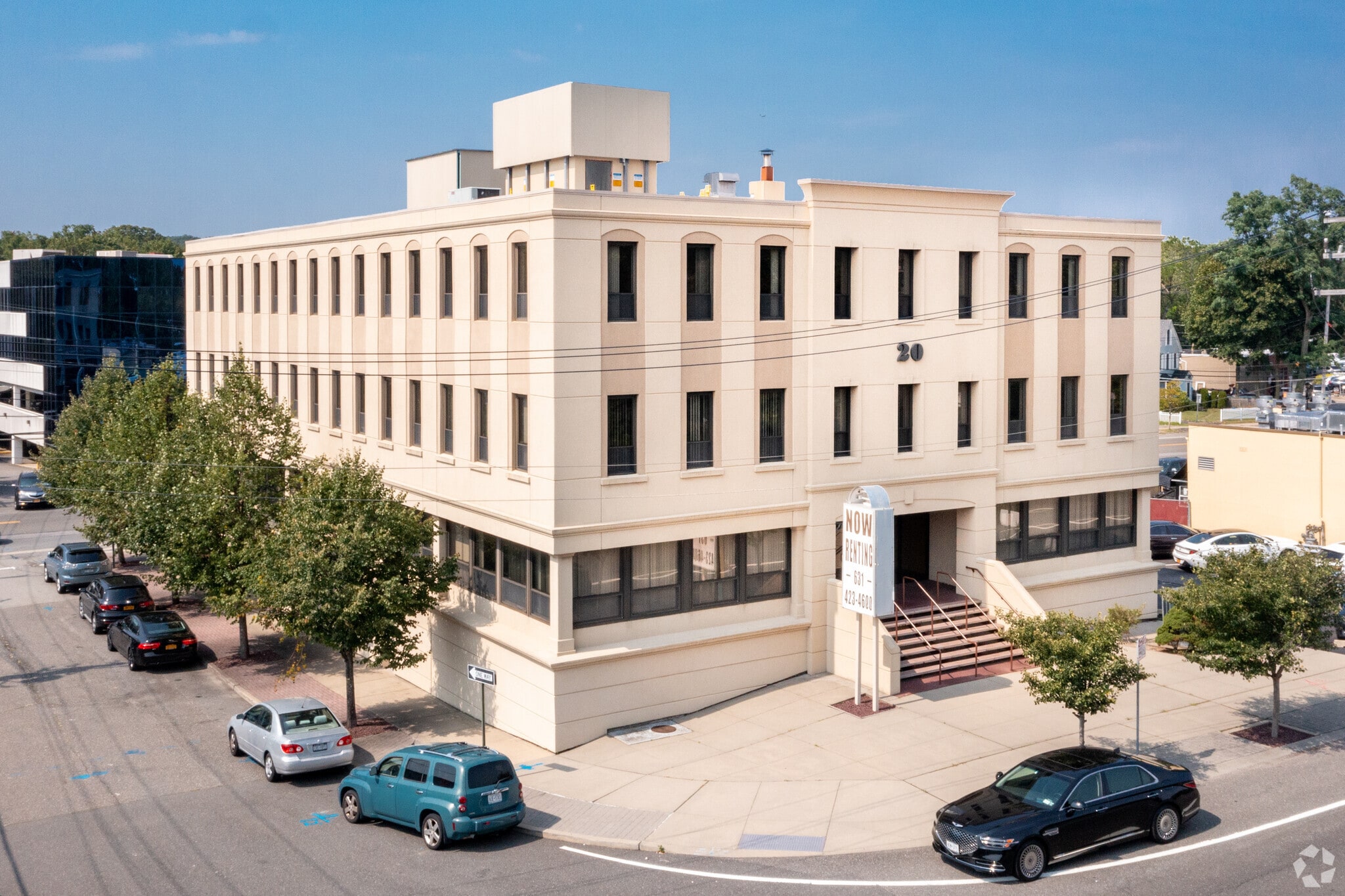 20 Broadhollow Rd, Melville, NY for lease Primary Photo- Image 1 of 15