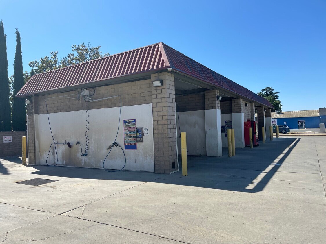 110 E Spruce Ln, Gridley, CA 95948 Gridley Car Wash