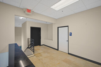 1510 W Horizon Ridge Pky, Henderson, NV for lease Building Photo- Image 2 of 7