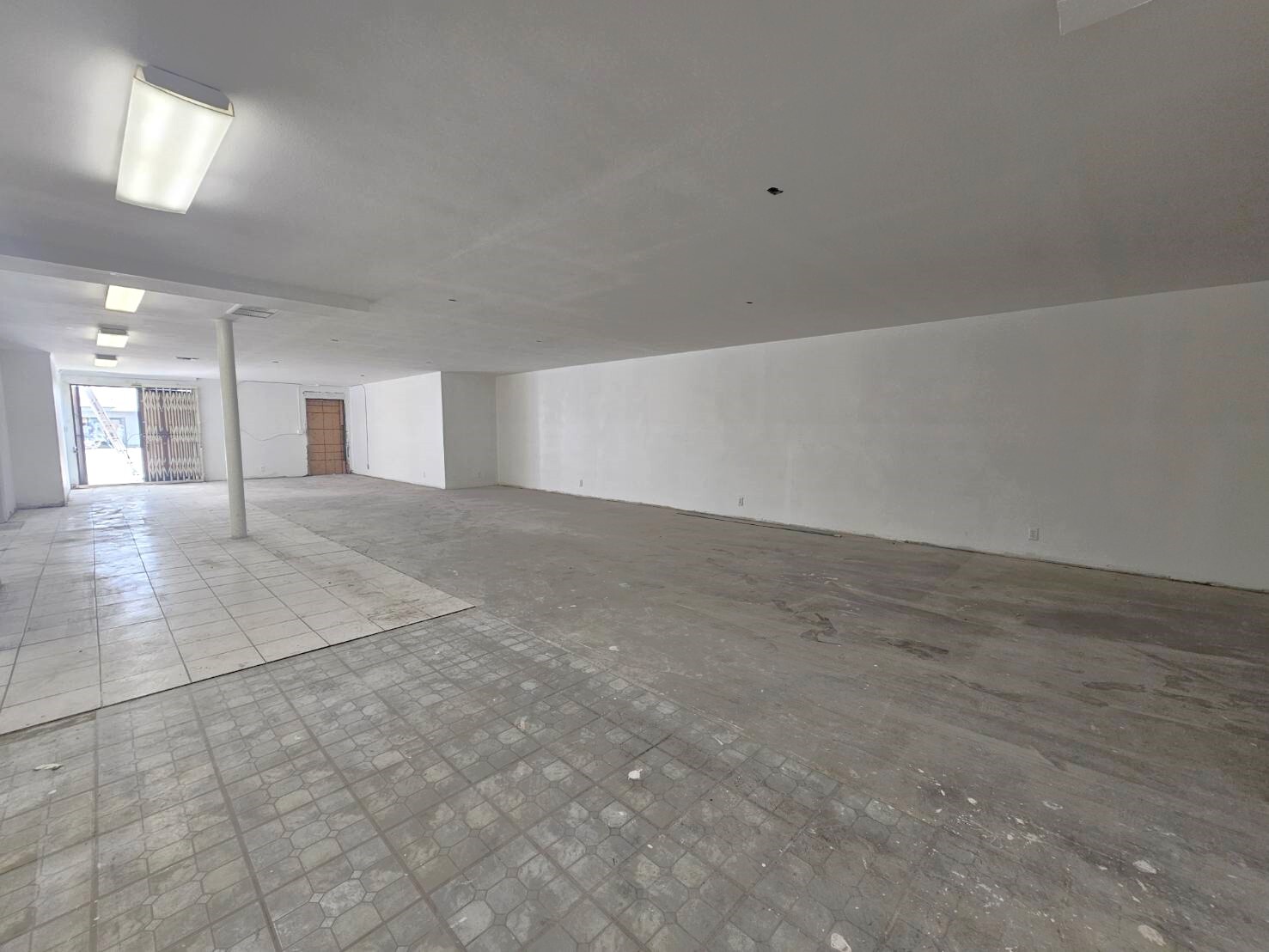 8966-8968 Garvey Ave, Rosemead, CA for lease Interior Photo- Image 1 of 5