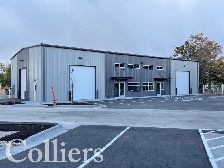 1537 N Debra Dr, Nampa, ID for lease - Building Photo - Image 1 of 8