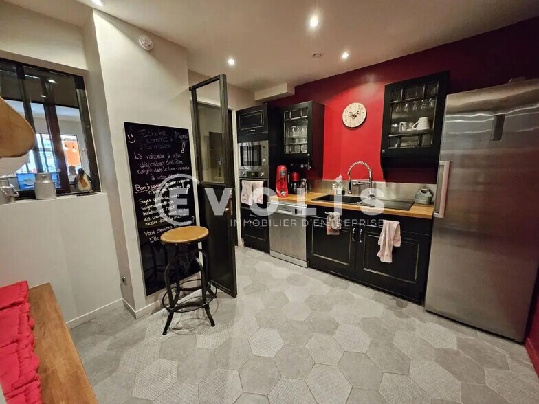 Office in Clamart for sale - Building Photo - Image 3 of 15