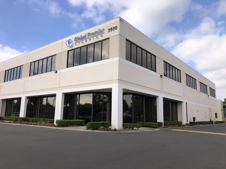 2900 S Harbor Blvd, Santa Ana, CA for sale - Building Photo - Image 1 of 9