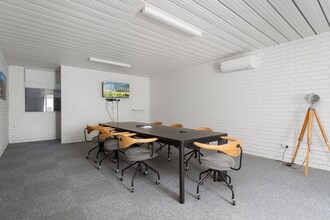 233 Stewart St, Bathurst for lease Interior Photo- Image 2 of 5