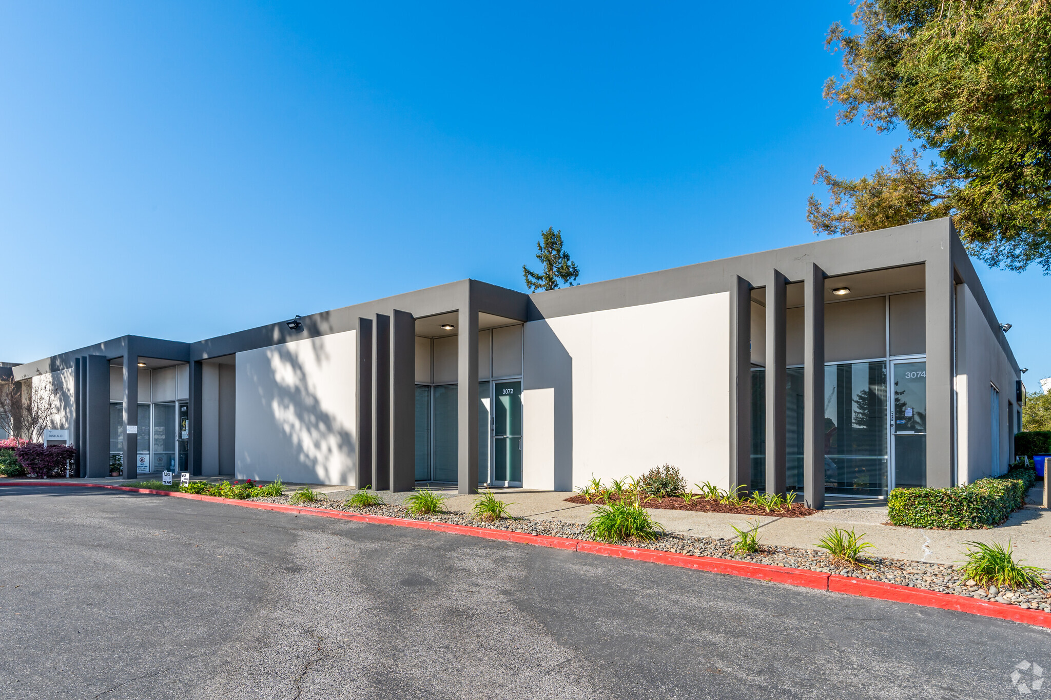 3058-3074 Scott Blvd, Santa Clara, CA for lease Primary Photo- Image 1 of 9