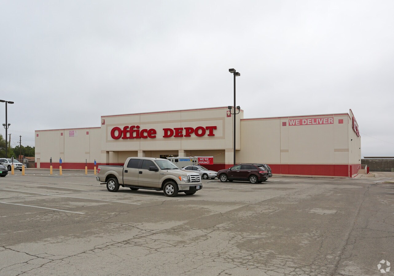 4141 Buffalo Gap Rd, Abilene, TX 79605