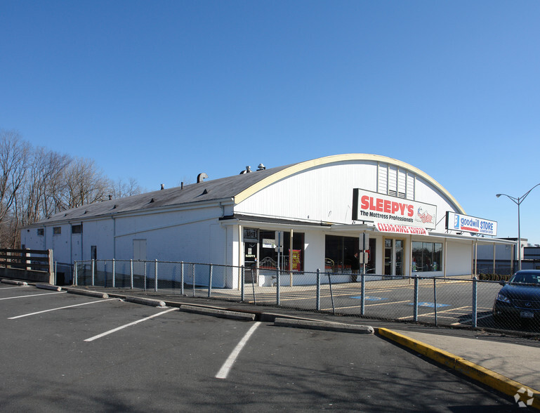 130 W Route 59, Nanuet, NY for sale - Building Photo - Image 1 of 1