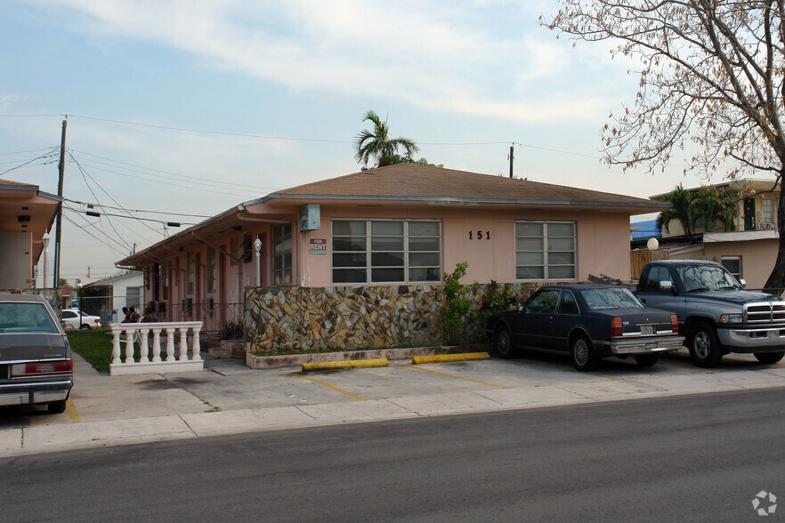 151 W 5th St, Hialeah, FL for sale - Primary Photo - Image 1 of 2