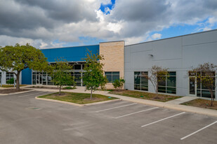 Pinnacle Oaks Tech Center - Life Science