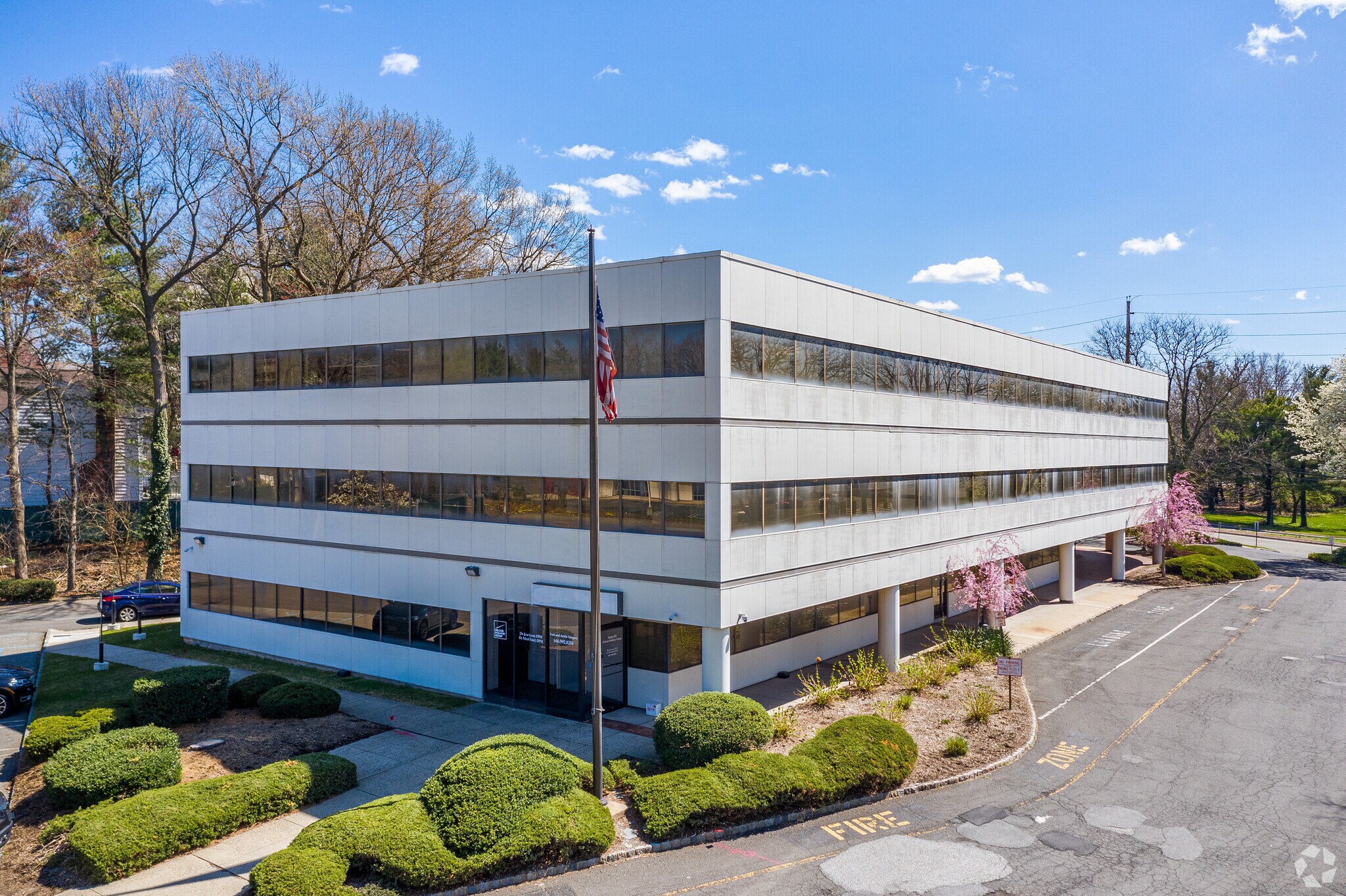 140 Route 17 N, Paramus, NJ for lease Building Photo- Image 1 of 6
