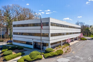 More details for 140 Route 17 N, Paramus, NJ - Office/Medical for Lease