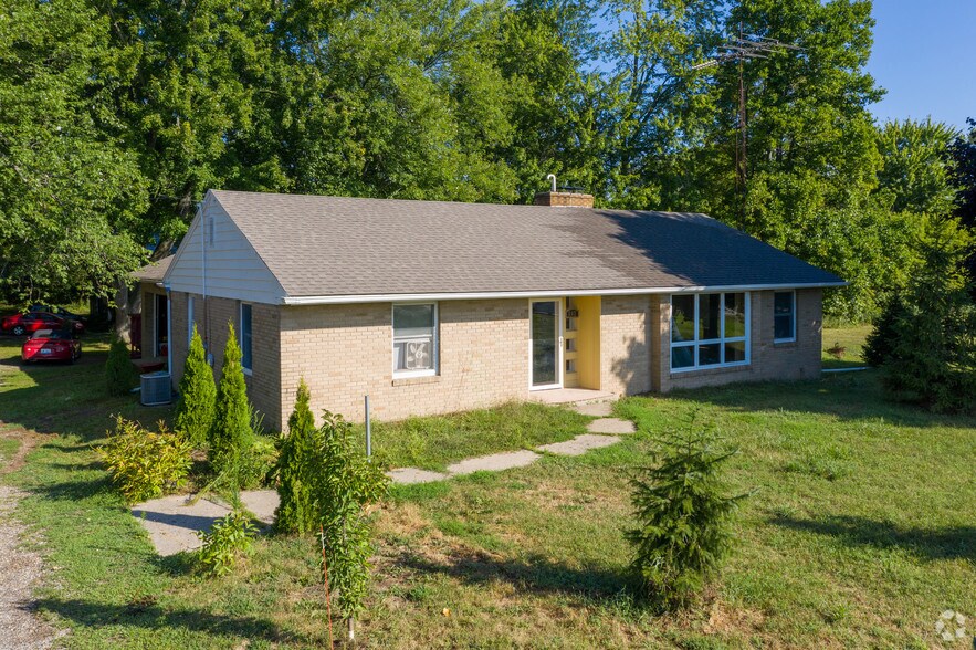 202 S Steer St, Addison, MI for sale - Primary Photo - Image 1 of 1