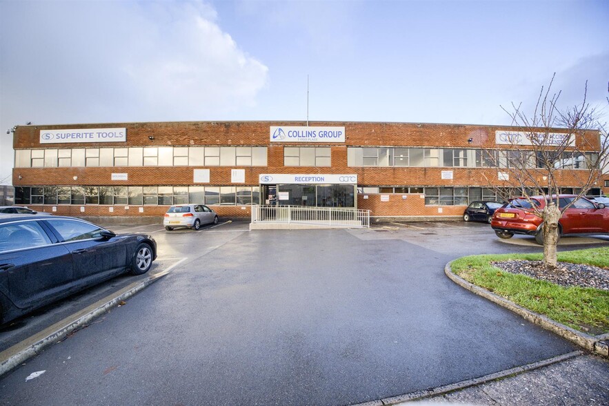 3 Vigo Pl, Walsall for lease - Building Photo - Image 1 of 6