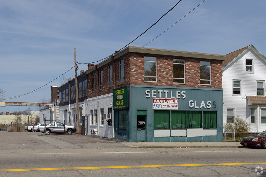 190-196 Washington St, Quincy, MA for lease - Building Photo - Image 2 of 3