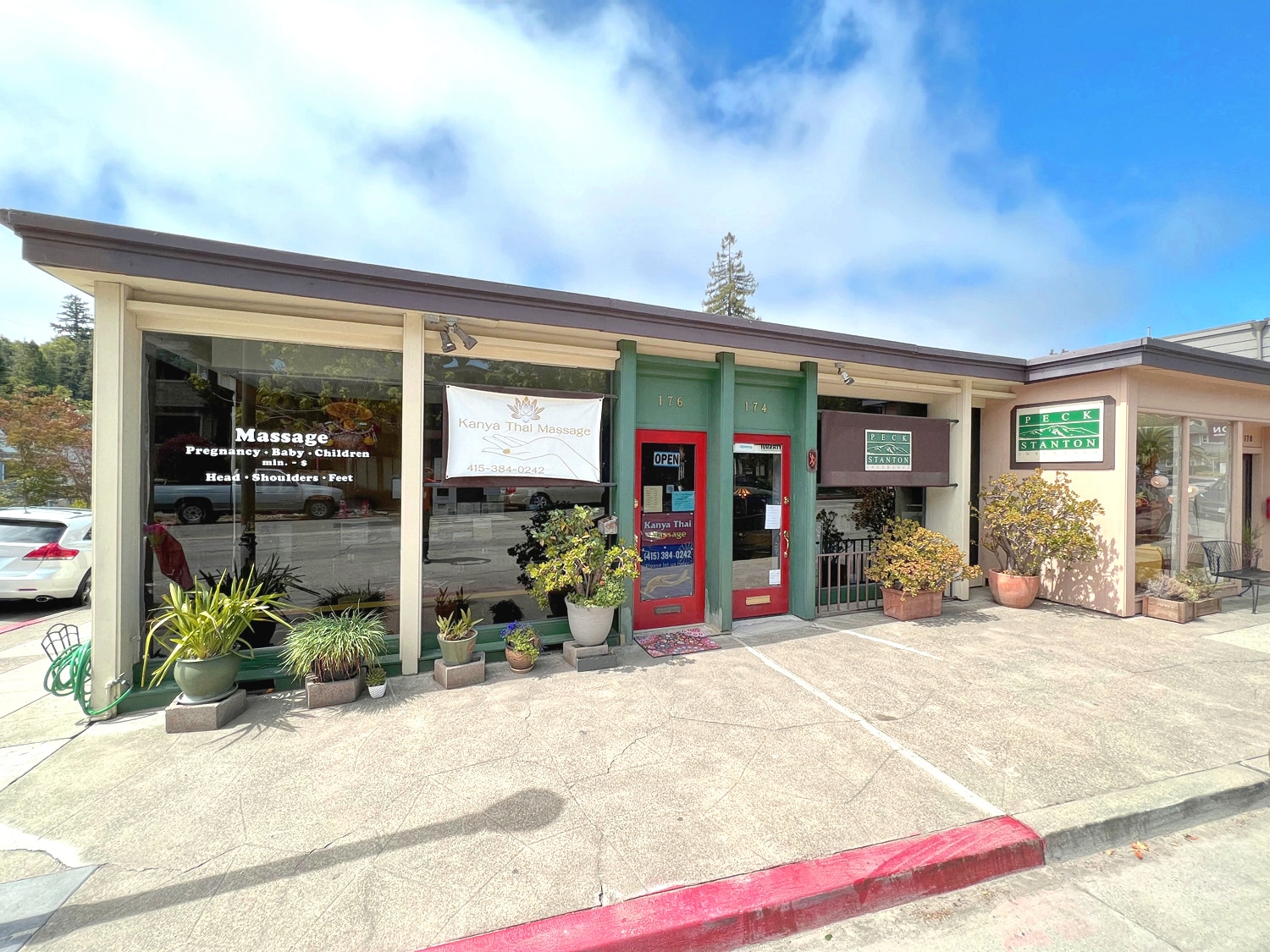 170 E Blithedale Ave  