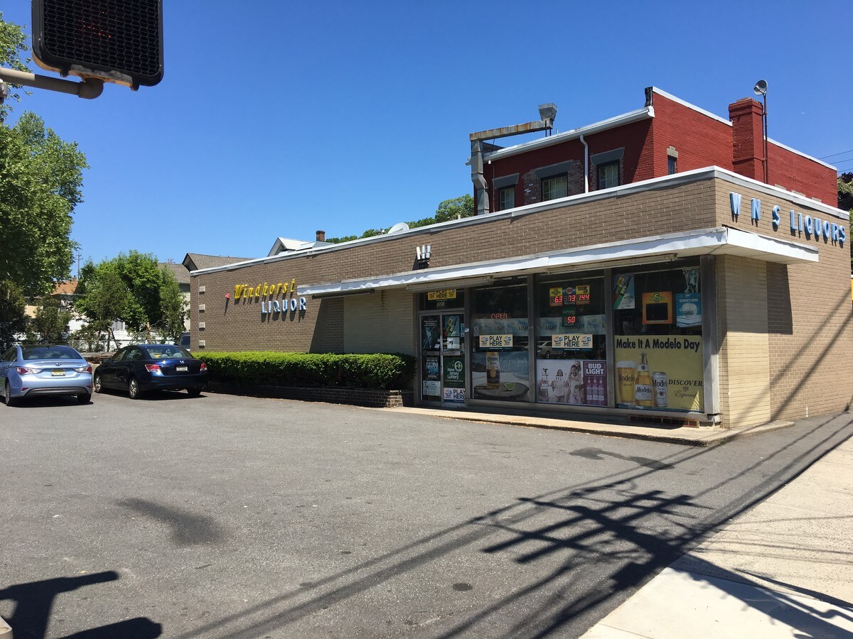 221 Broad St, Summit, NJ 07901