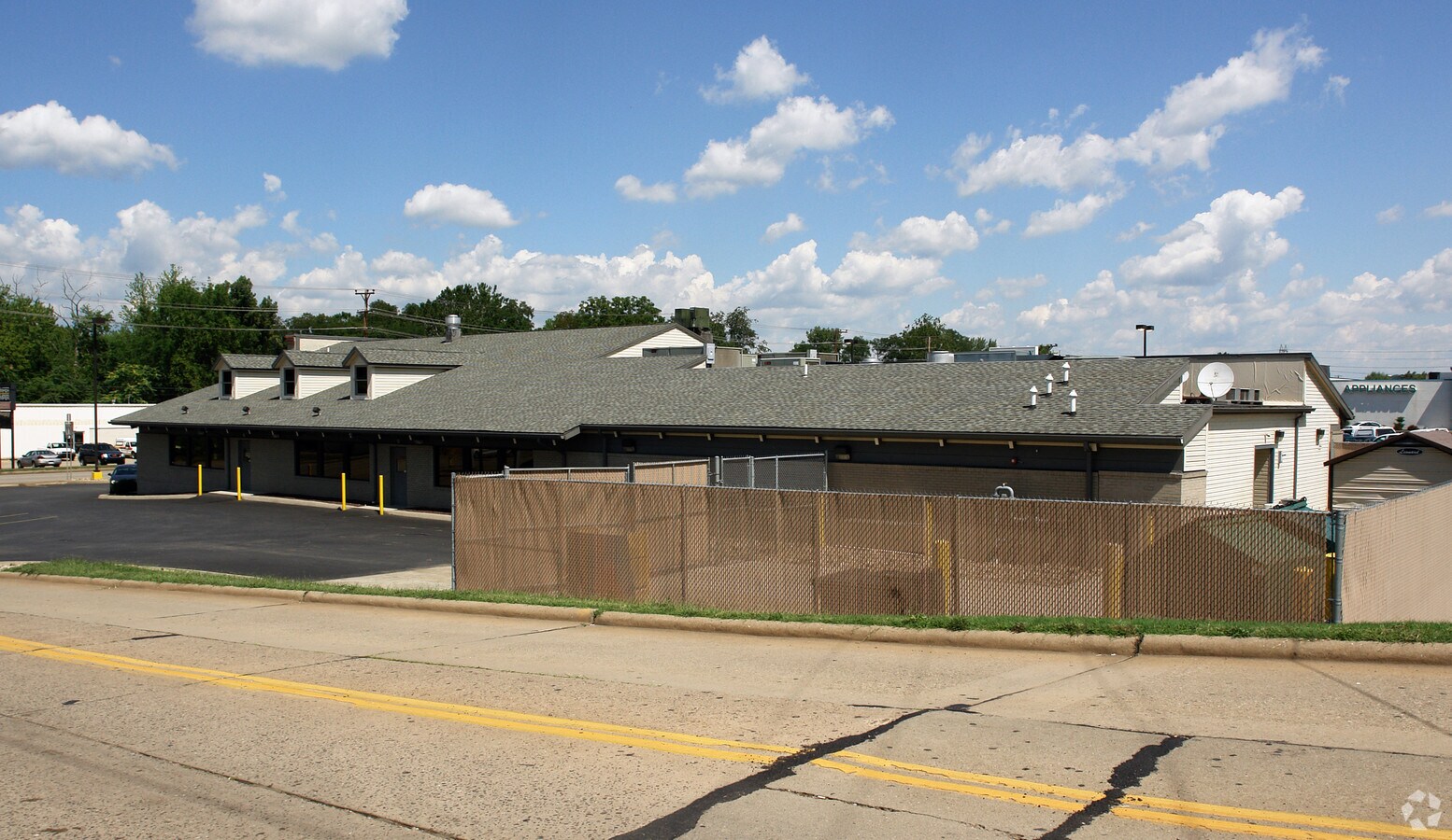 1302 Garfield Ave, Parkersburg, WV 26101