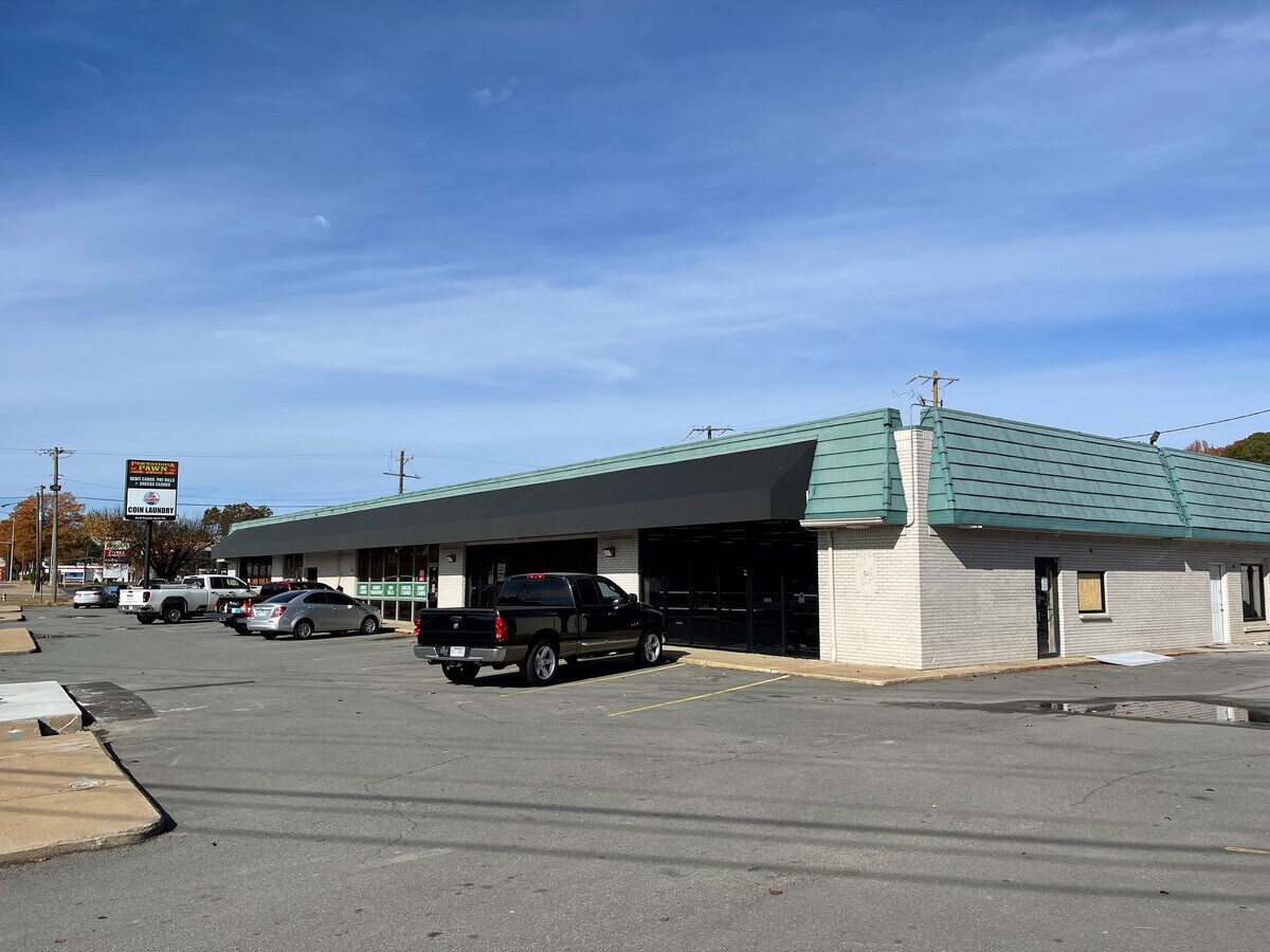 6416 Colonel Glenn Rd, Little Rock, AR 72204