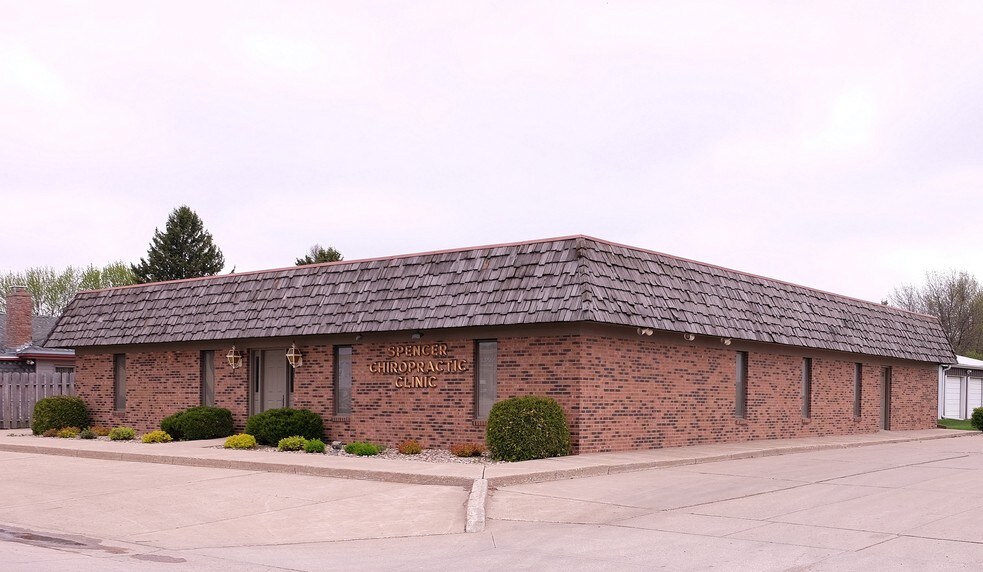 19 10th SW St, Spencer, IA for sale - Building Photo - Image 1 of 1