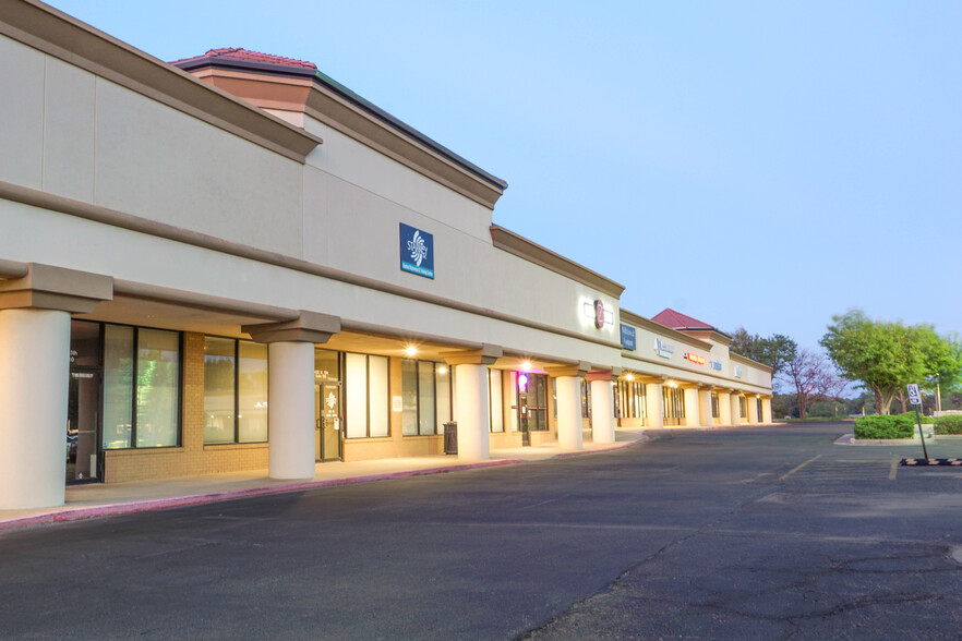 8414 W 13th St, Wichita, KS for lease - Building Photo - Image 2 of 5