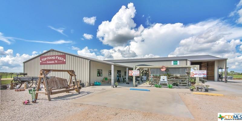 8936 US Highway 59 N, Ganado, TX for sale Building Photo- Image 1 of 1