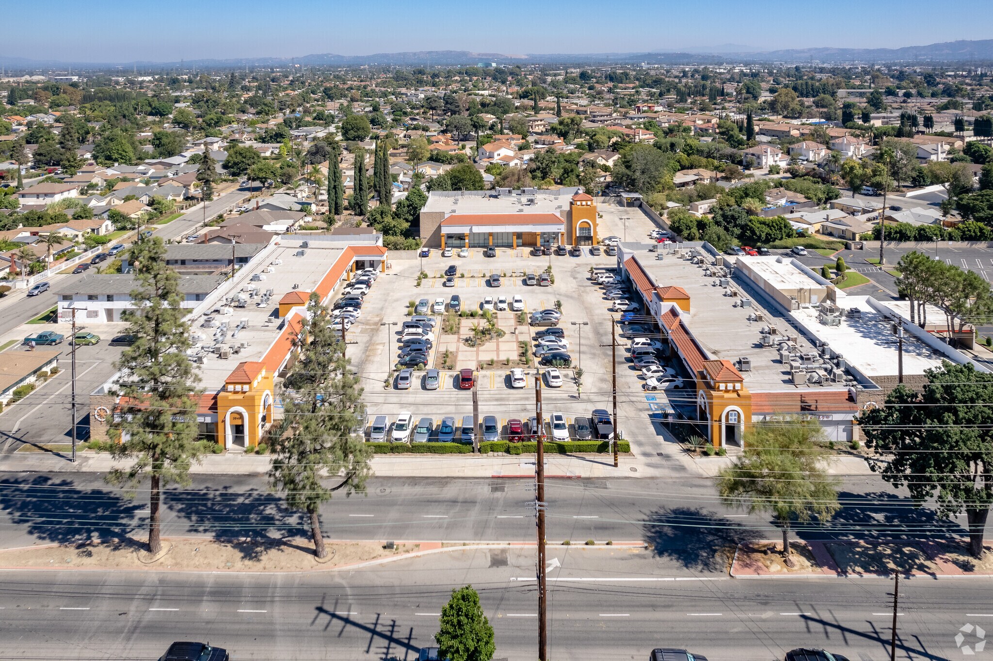 39443948 Peck Rd, El Monte, CA 91732 Victoria Center