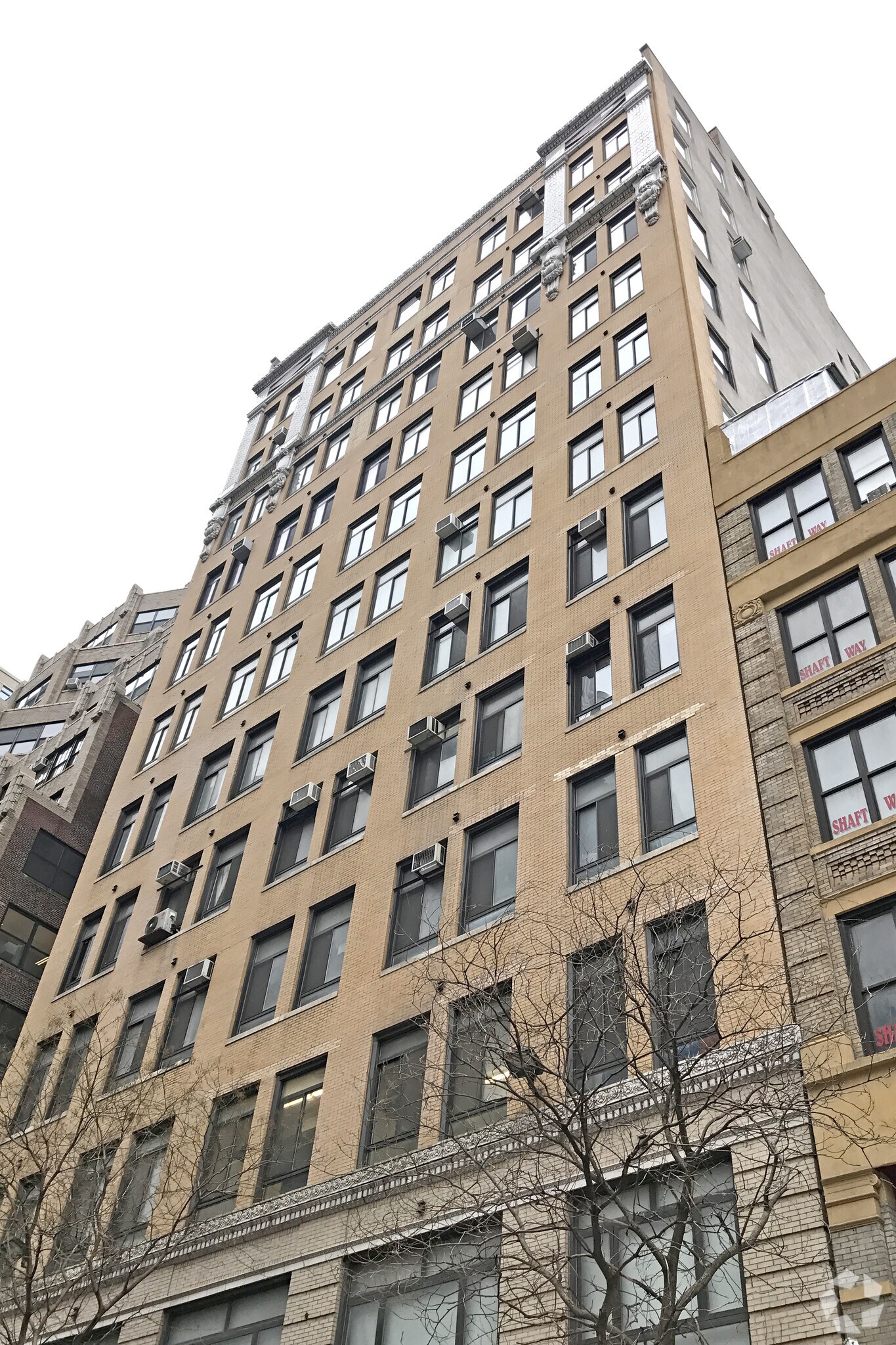 344 W 38th St, New York, NY for lease Primary Photo- Image 1 of 25