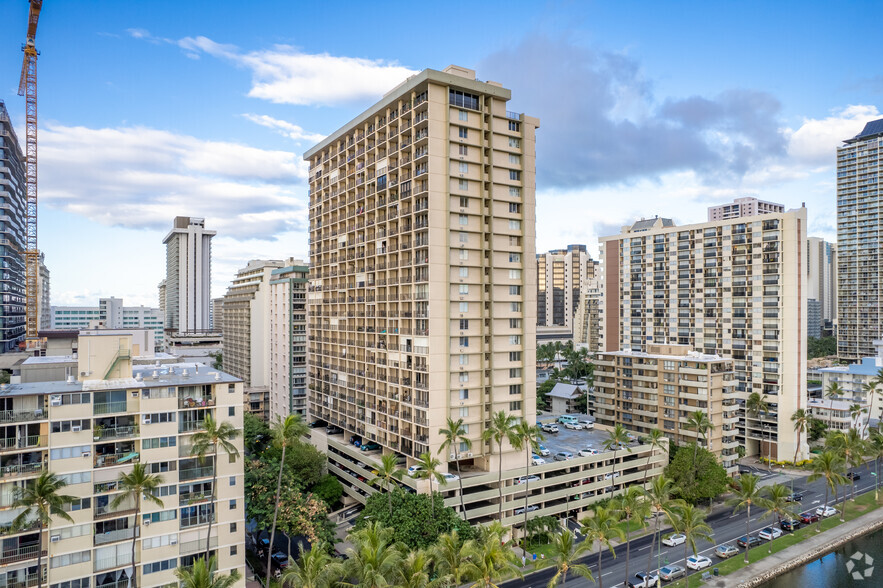 2345 Ala Wai Blvd, Honolulu, HI 96815 | LoopNet