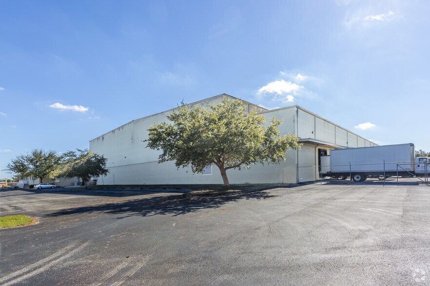351 N Leonard Blvd, Lehigh Acres, FL for sale - Building Photo - Image 1 of 1