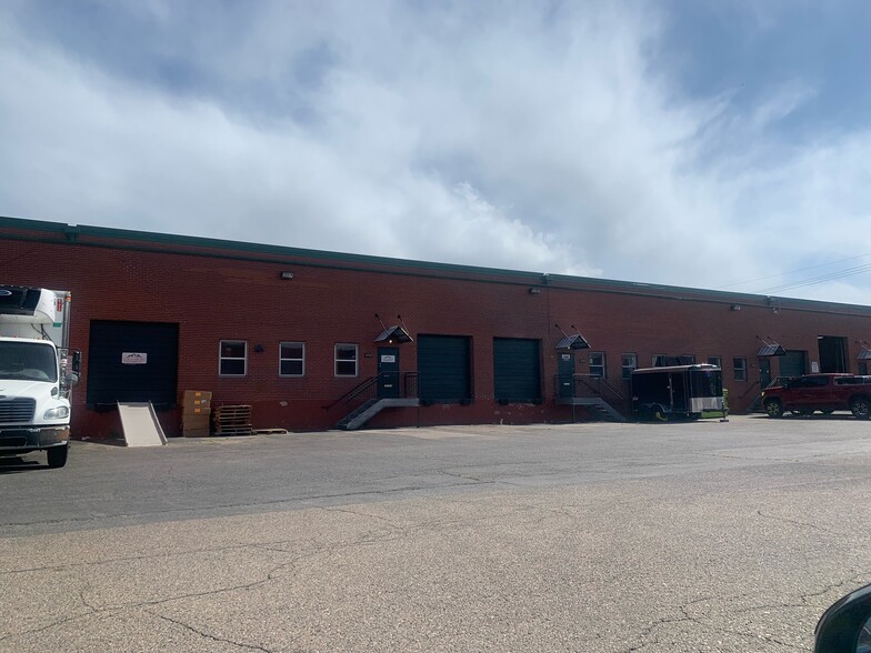 4725-4745 Lipan St, Denver, CO for lease - Building Photo - Image 1 of 4