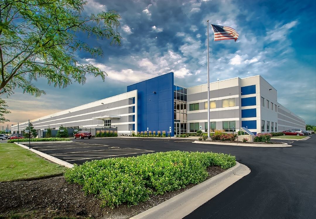 2805 Duke Pky, Aurora, IL for sale Primary Photo- Image 1 of 1