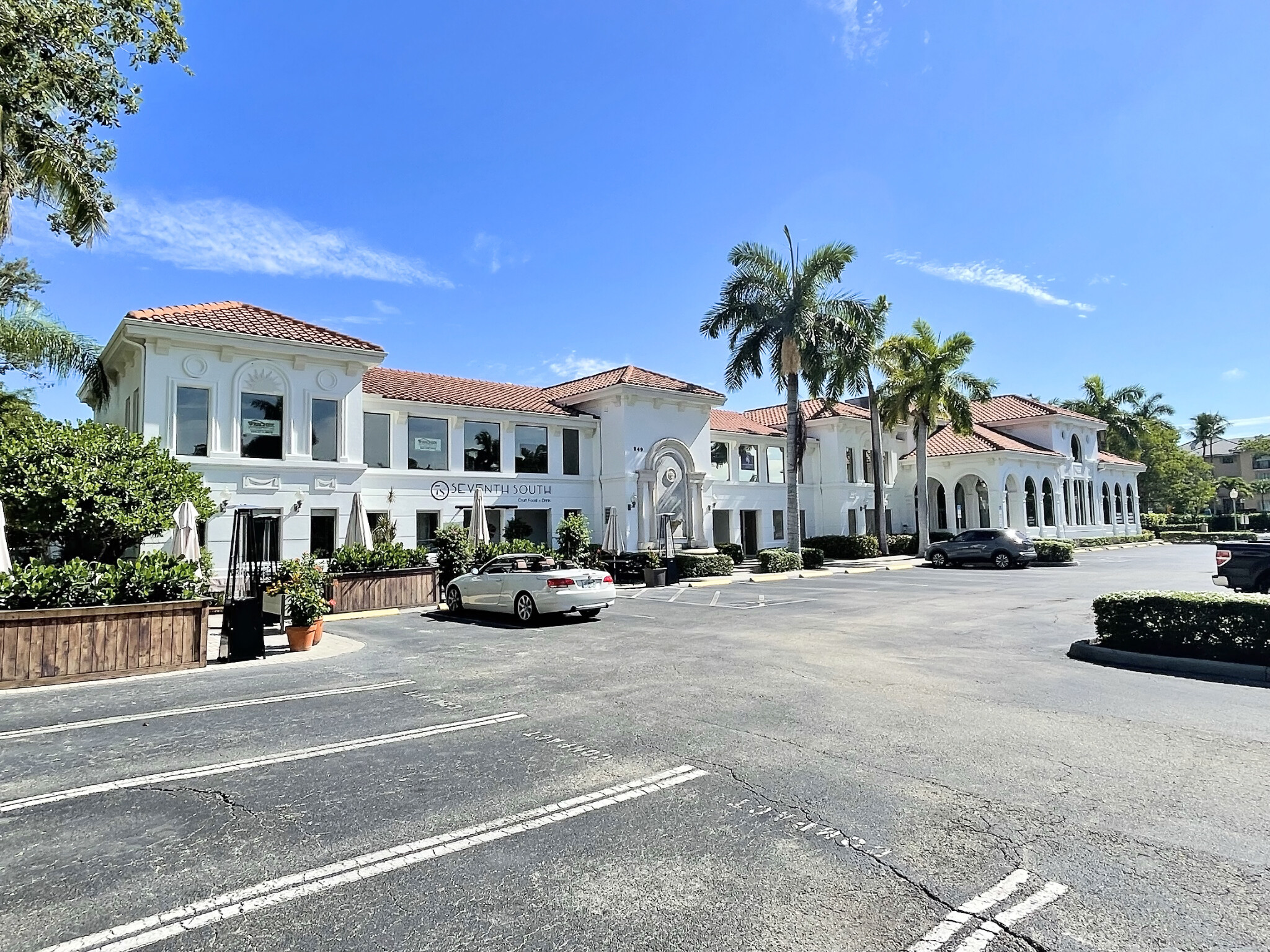 849 7th Ave S, Naples, FL for sale Building Photo- Image 1 of 1