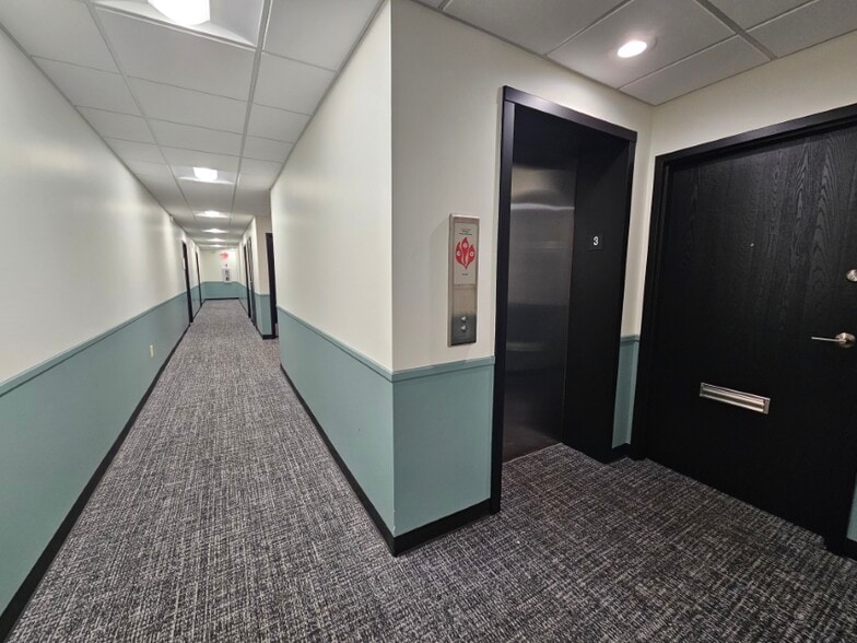 1200 Chambers Rd, Columbus, OH for lease - Interior Photo - Image 3 of 11