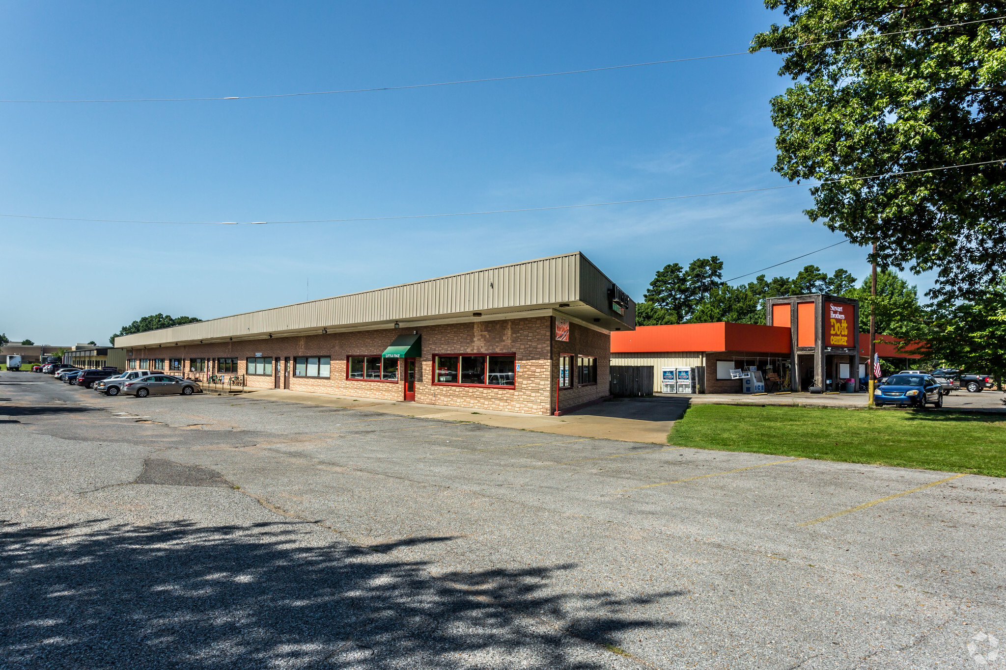 7715-7727 US Highway 70, Memphis, TN for sale Building Photo- Image 1 of 1