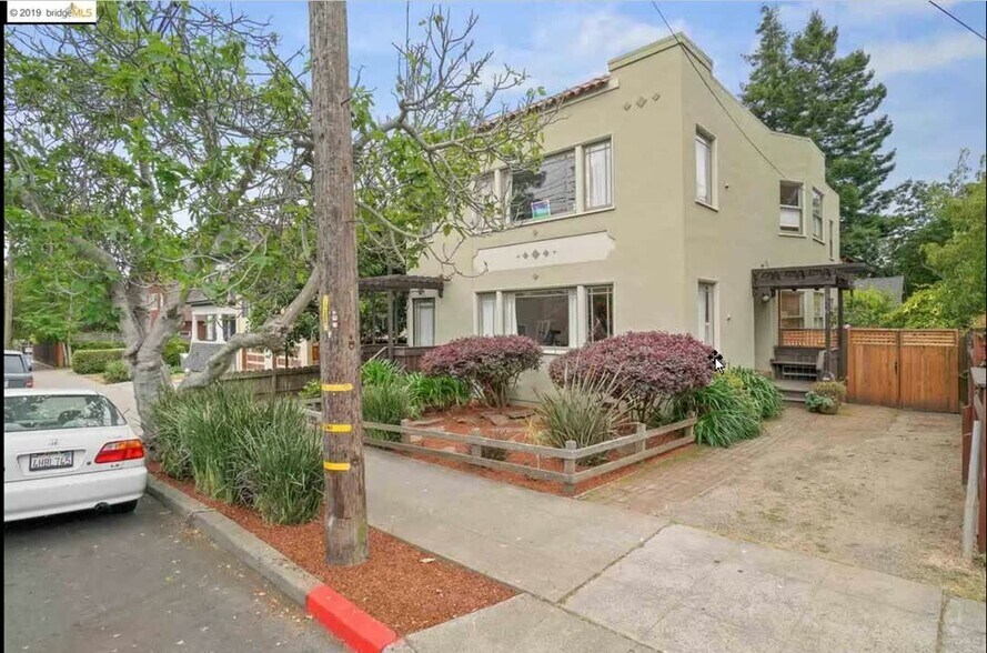 2530 Piedmont Ave, Berkeley, CA 94704