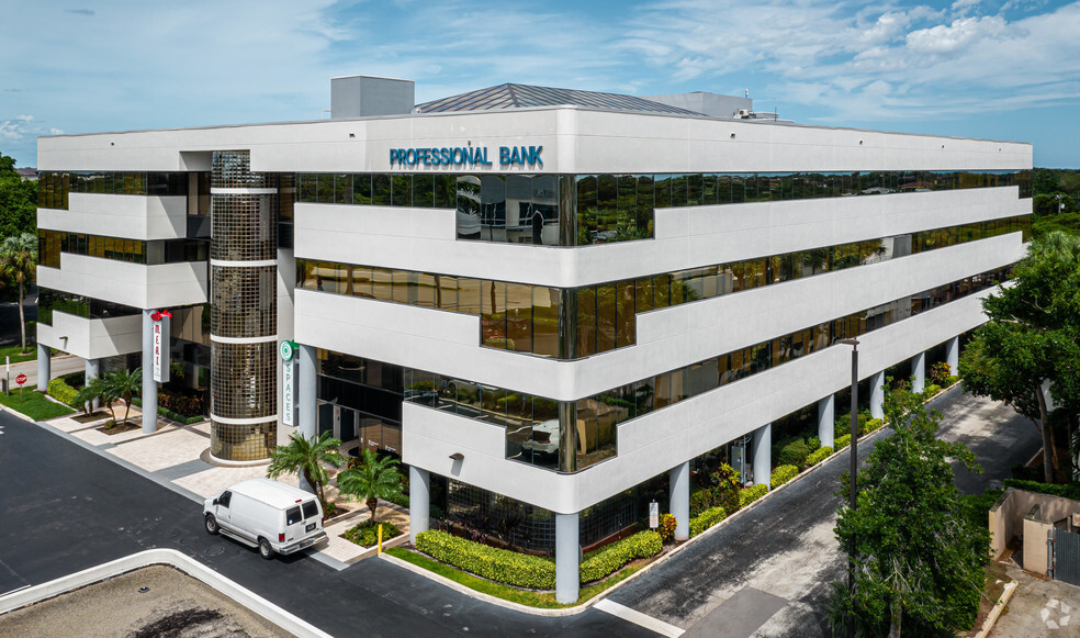 980 N Federal Hwy, Boca Raton, FL for lease - Building Photo - Image 1 of 11